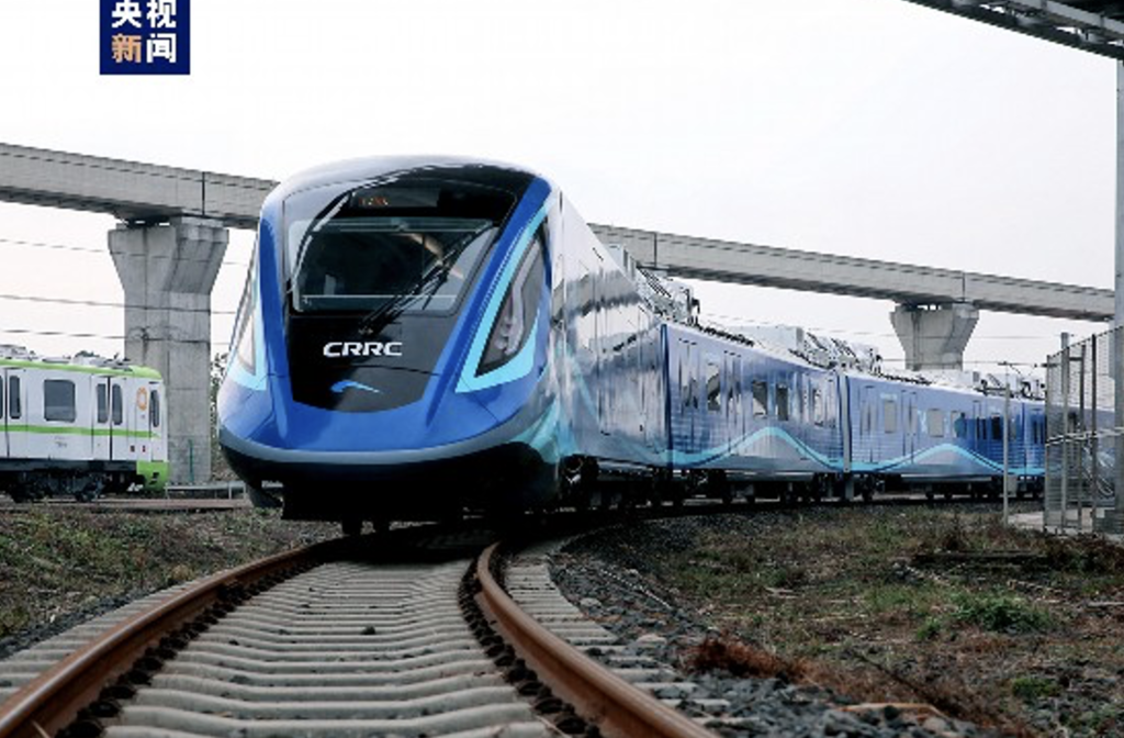 China Sinocar introduces China’s first hydrogen-powered commuter train